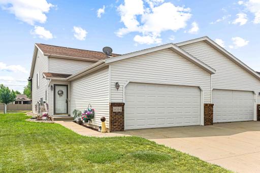 4324 39 1/2 Avenue S, Fargo, ND 58104