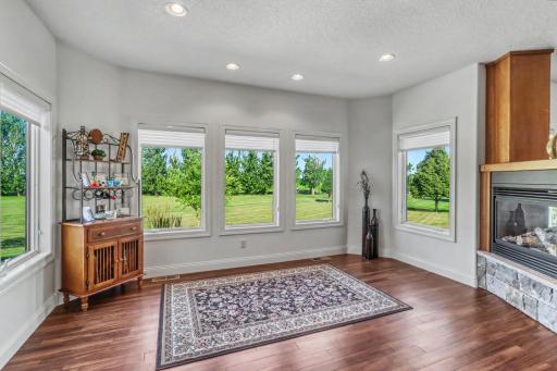 7013 Maple Lane, Horace, ND 58047
