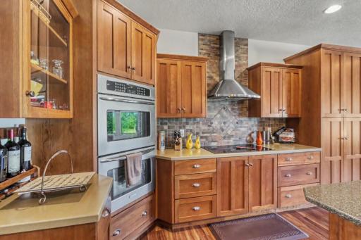 7013 Maple Lane, Horace, ND 58047