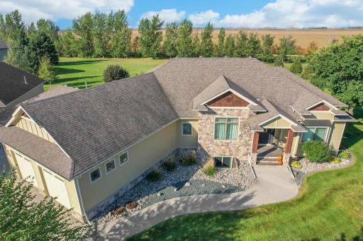 7013 Maple Lane, Horace, ND 58047