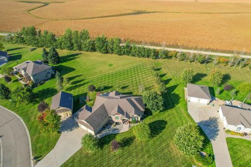7013 Maple Lane, Horace, ND 58047