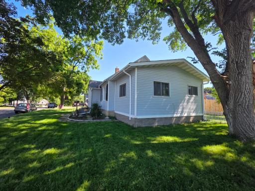717 Forest Street, Kenyon, MN 55946
