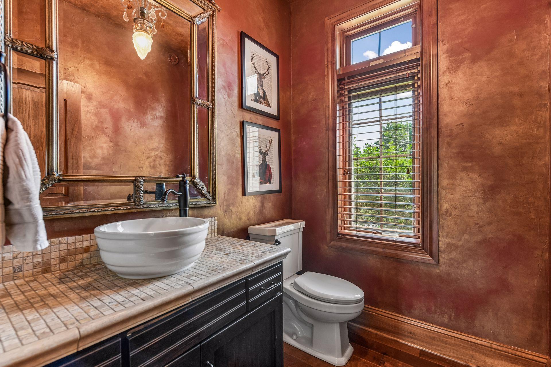 Main Level 1/2 Bath
