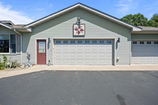 11-web-or-mls-2375 84th Ave-349.jpg