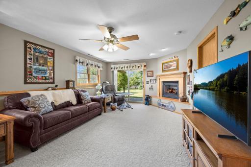 47-web-or-mls-2375 84th Ave-180.jpg