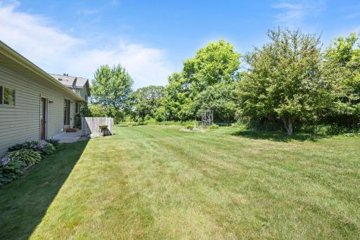 63-web-or-mls-2375 84th Ave-284.jpg
