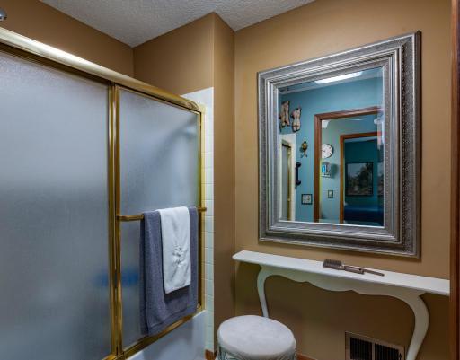 11170 36th Place N, Minneapolis, MN 55441
