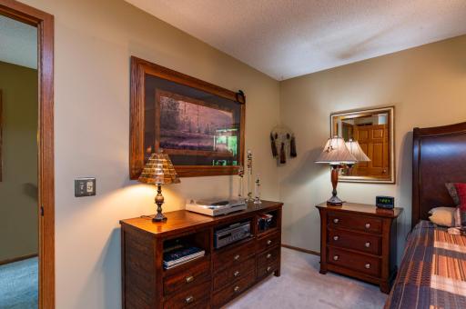 11170 36th Place N, Minneapolis, MN 55441