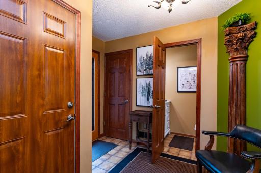 11170 36th Place N, Minneapolis, MN 55441