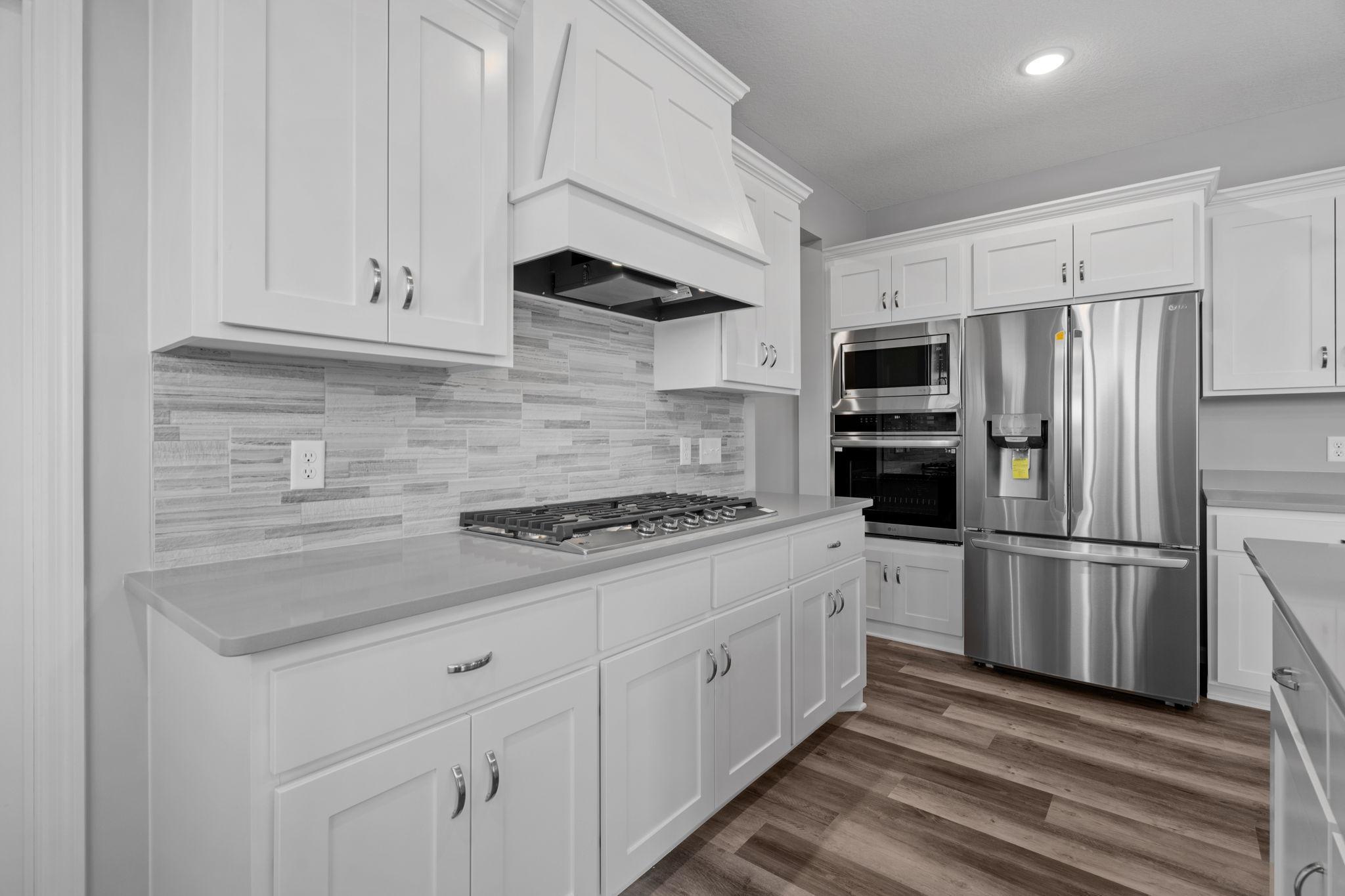 MODEL PHOTOS. PHOTOS OF PREVIOUSLY FINISHED HOME.