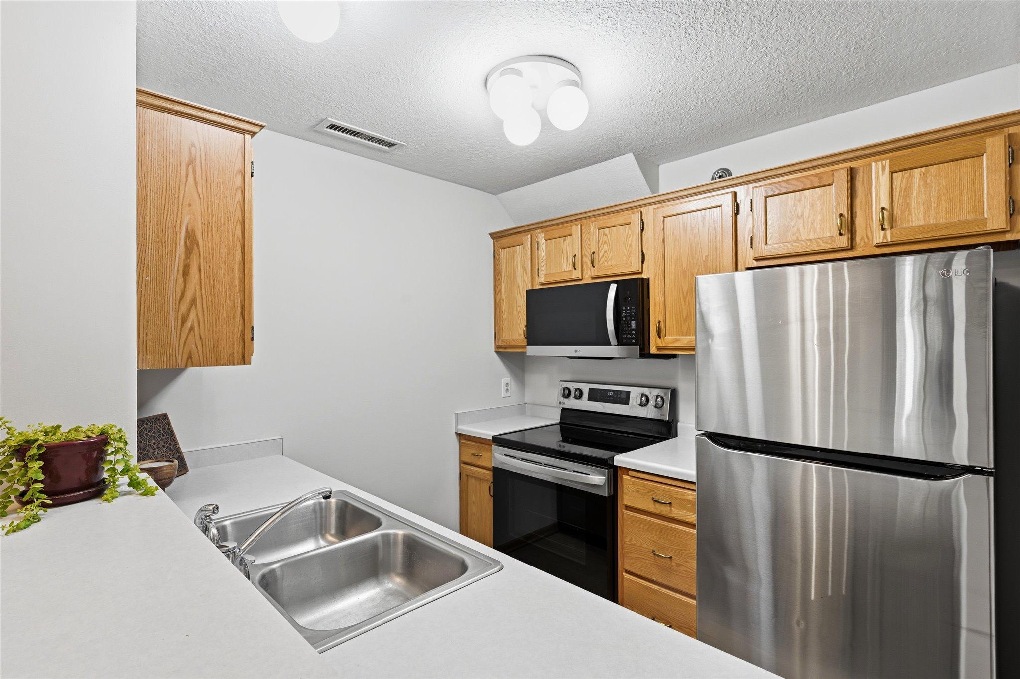 All newer appliances!