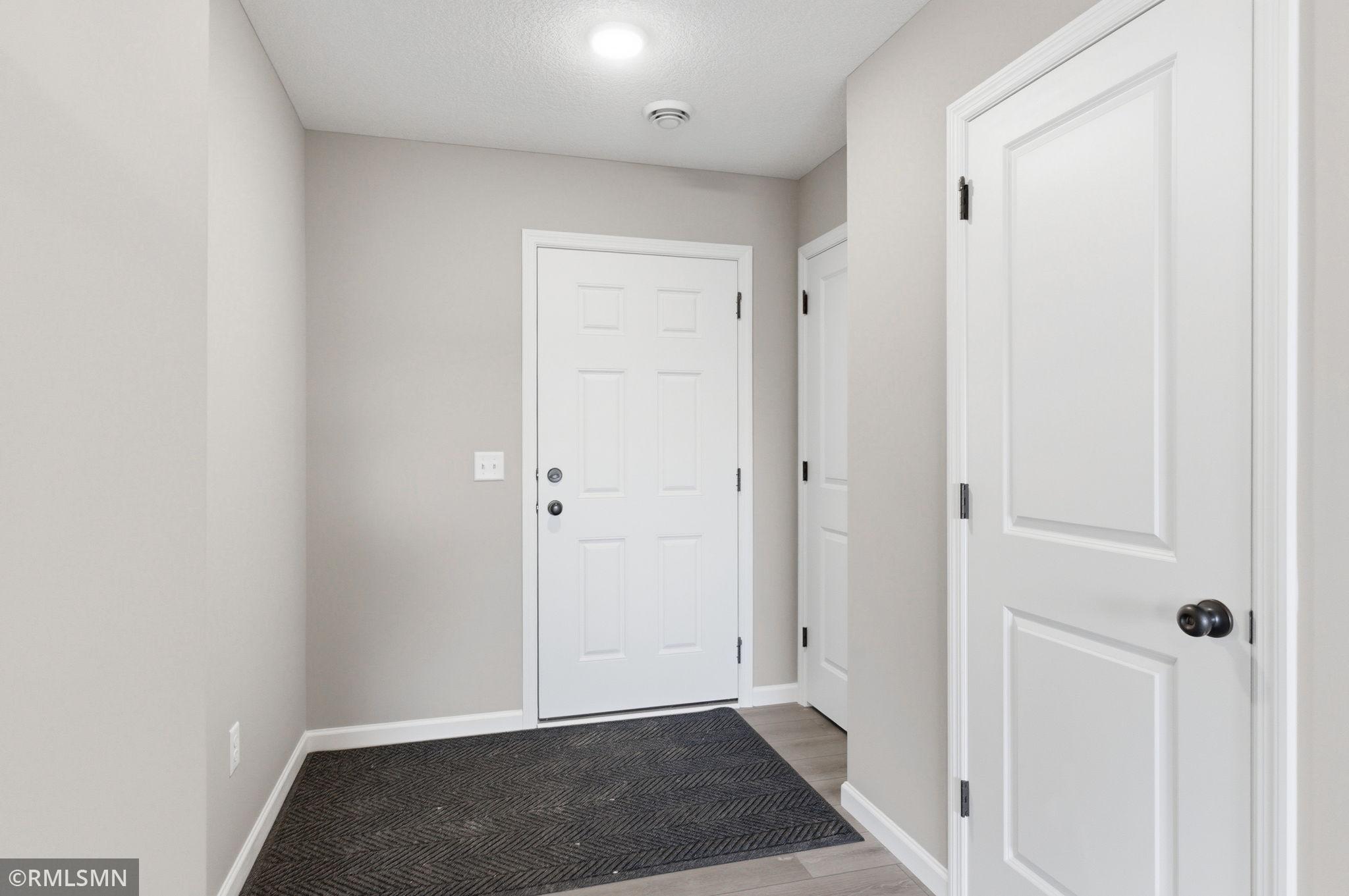 8-web-or-mls-8709 147th Ave NW-8.jpg