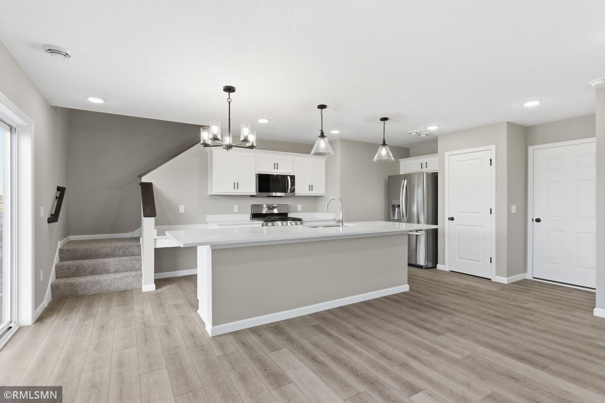17-web-or-mls-8709 147th Ave NW-17.jpg