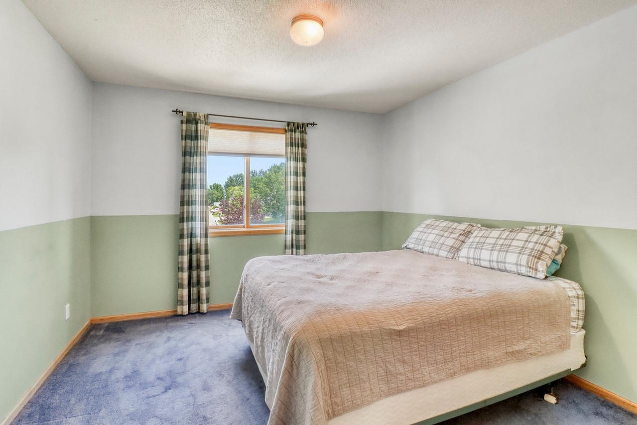Bedroom2_1-1280.JPG