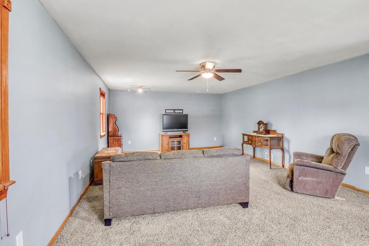 Bedroom2_1-1280.JPG
