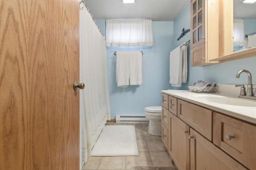 Main floor updated full bath