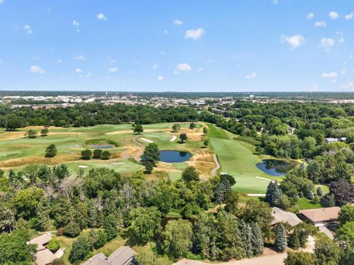 Nearby Golf and Parks