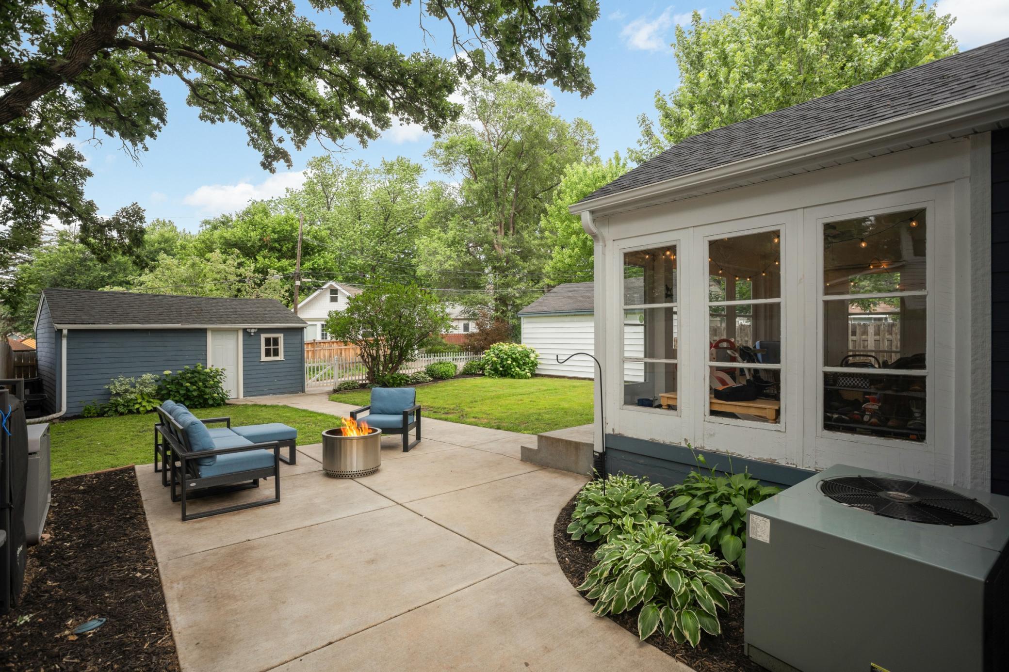 Great shade covered patio for entertaining