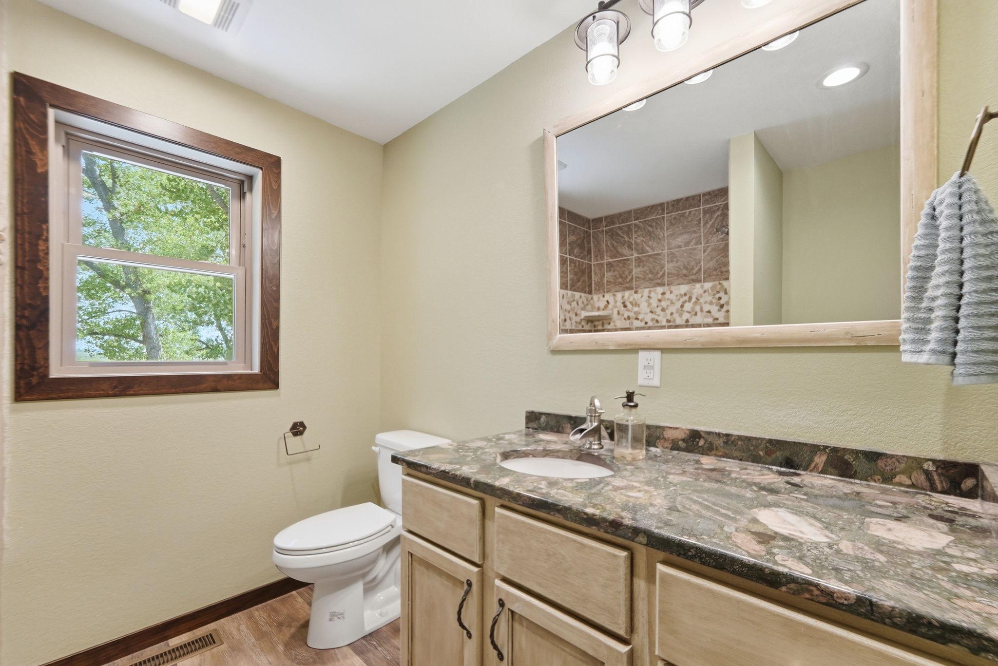 Master En-Suite Bathroom