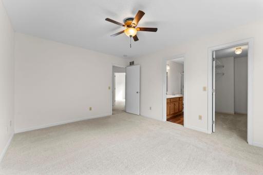 18887 Elgin Avenue, Farmington, MN 55024