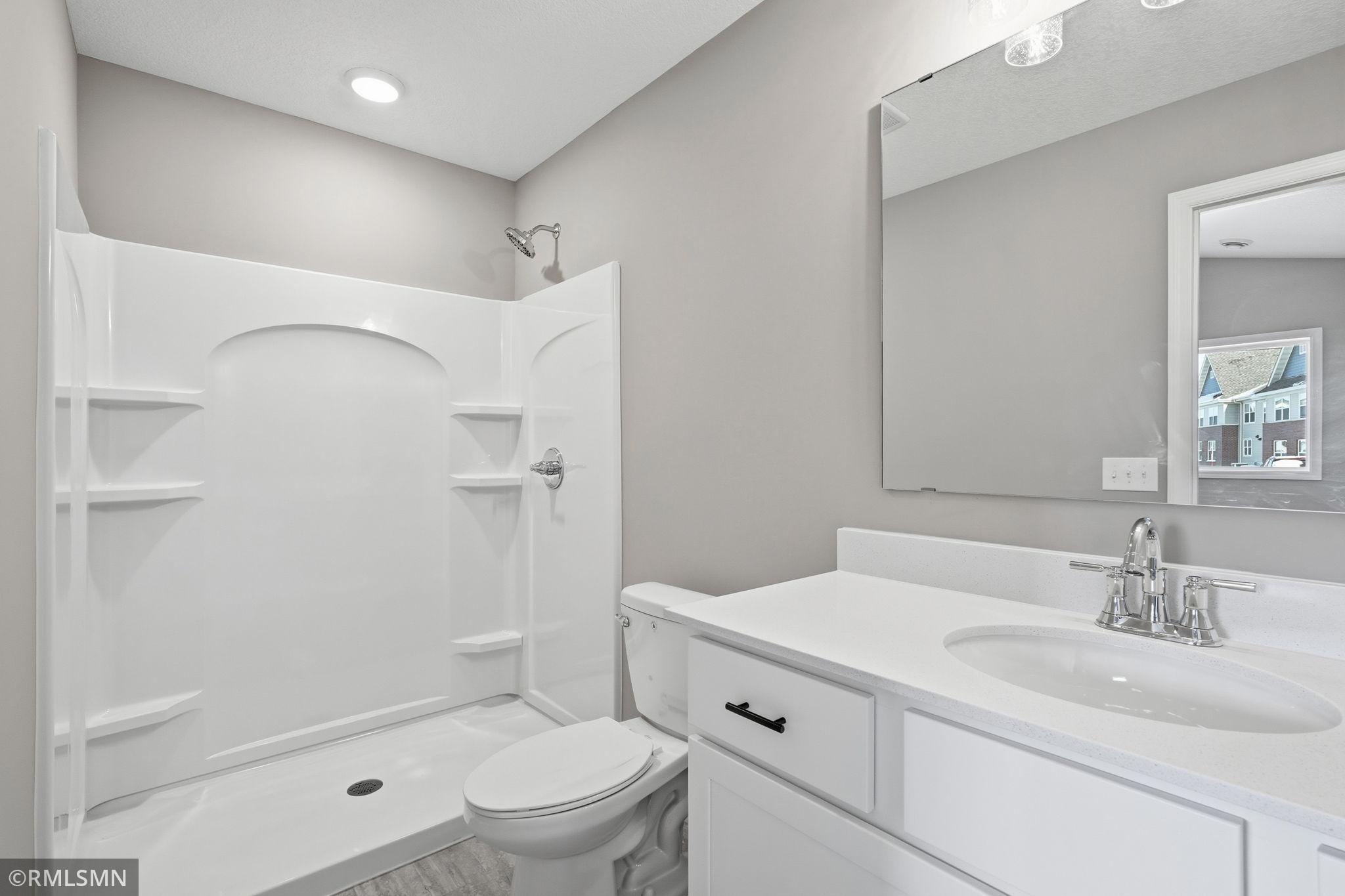 21-web-or-mls-4497 223rd St W-21.jpg
