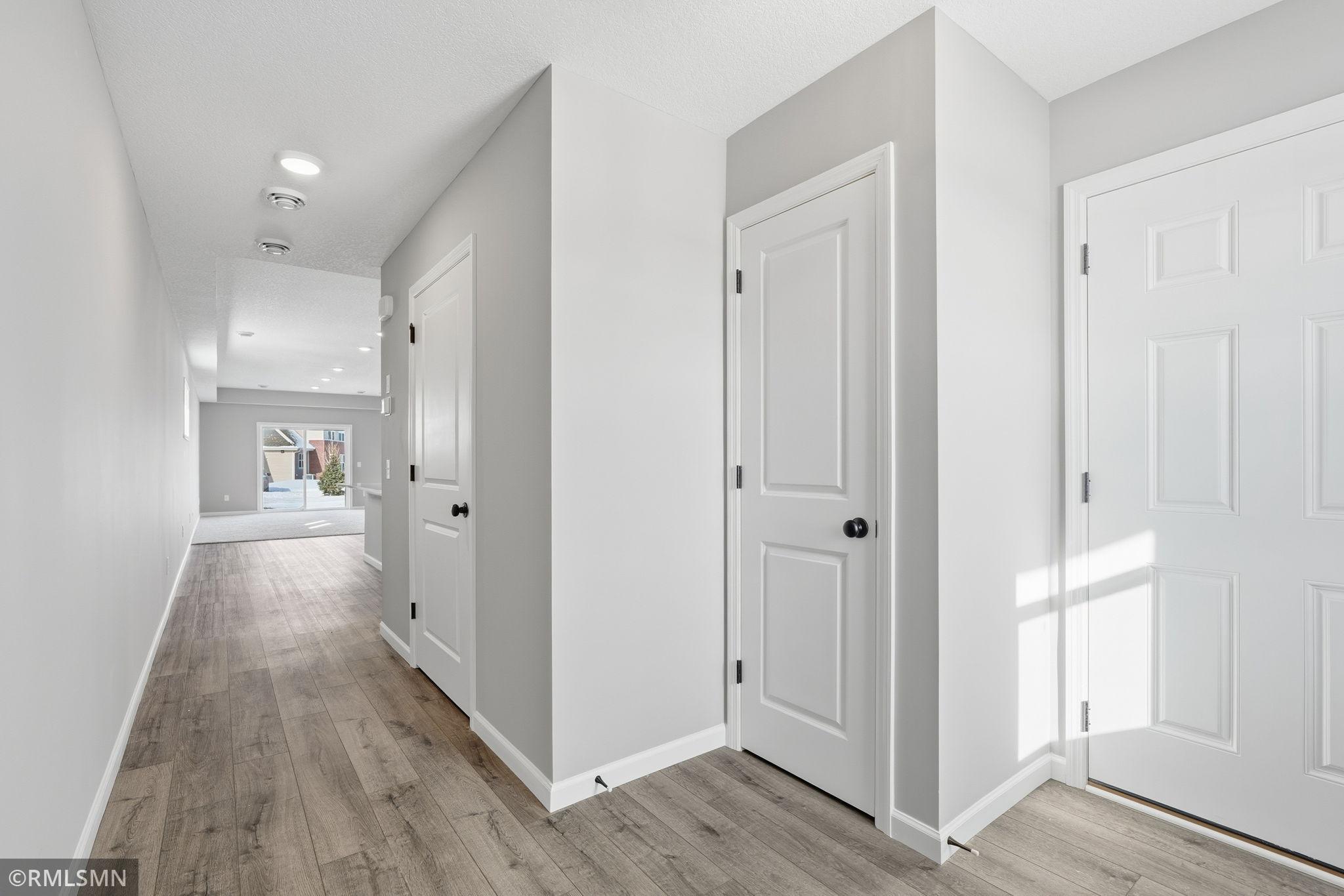 7-web-or-mls-4497 223rd St W-7.jpg