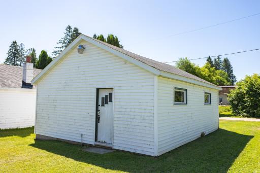 313 Minnesota Avenue E, Sebeka, MN 56477
