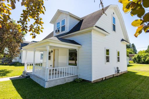313 Minnesota Avenue E, Sebeka, MN 56477