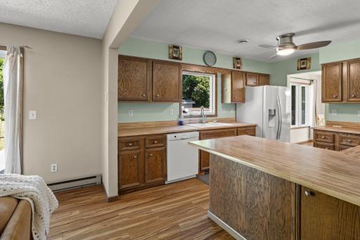 124 Prairiewood Drive S, Fargo, ND 58103