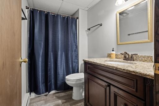 124 Prairiewood Drive S, Fargo, ND 58103