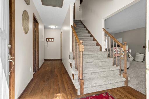 124 Prairiewood Drive S, Fargo, ND 58103