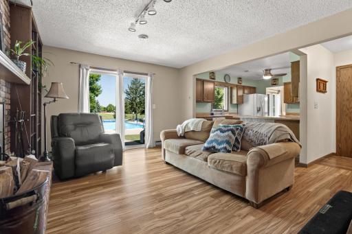 124 Prairiewood Drive S, Fargo, ND 58103