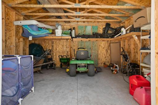 124 Prairiewood Drive S, Fargo, ND 58103