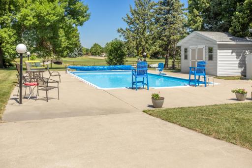 124 Prairiewood Drive S, Fargo, ND 58103