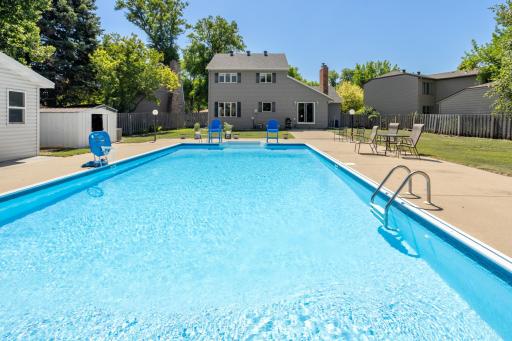 124 Prairiewood Drive S, Fargo, ND 58103