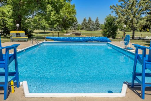 124 Prairiewood Drive S, Fargo, ND 58103