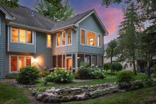 10421 Shelter Grove, Eden Prairie, MN 55347
