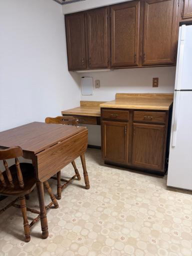 Kitchen/Eat-In Kitchen