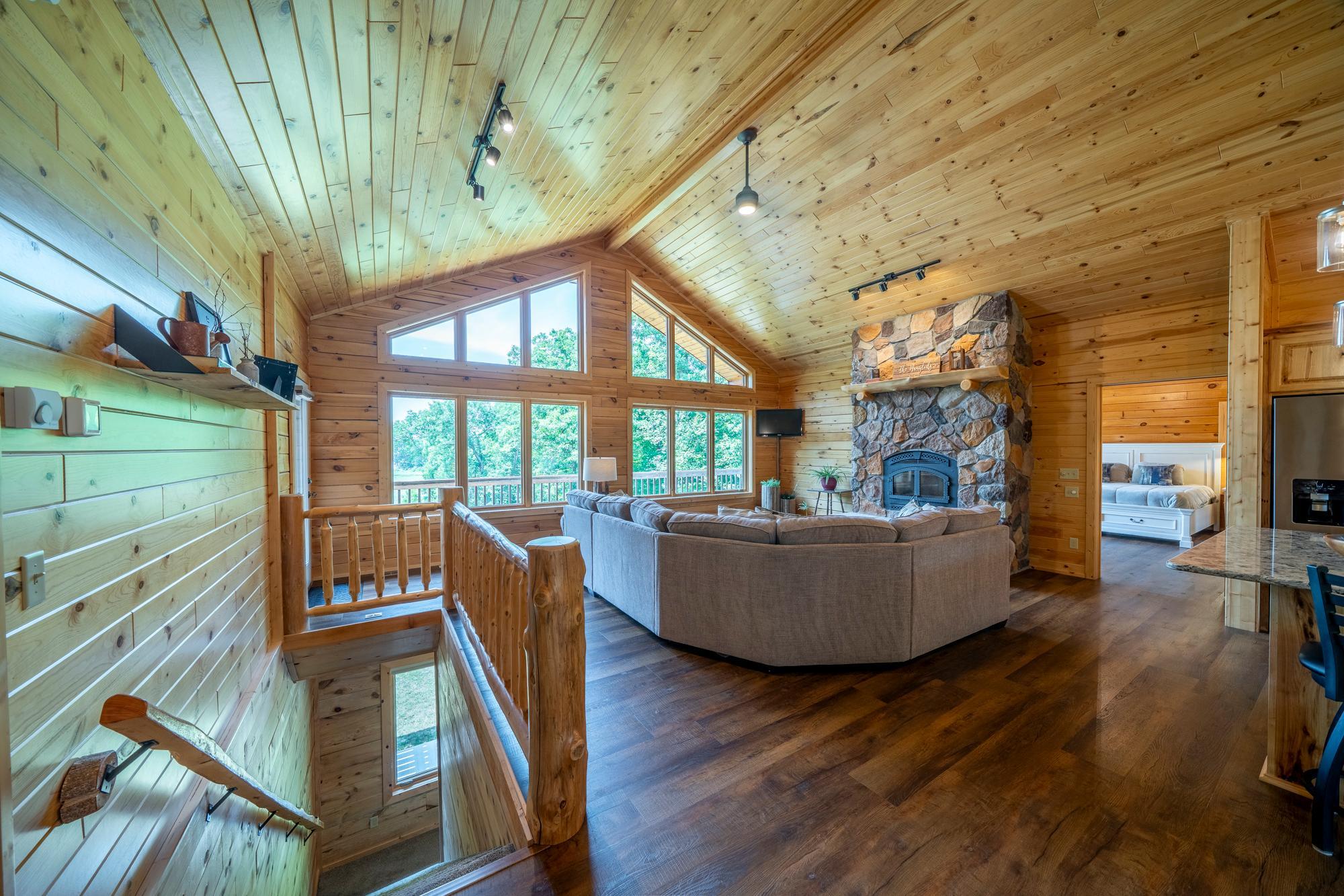3 main living room.jpg