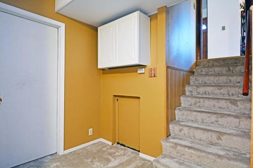 6609 74 1/2 Avenue N, Minneapolis, MN 55428