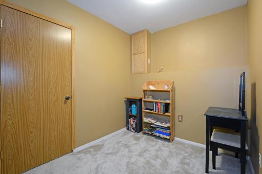 6609 74 1/2 Avenue N, Minneapolis, MN 55428