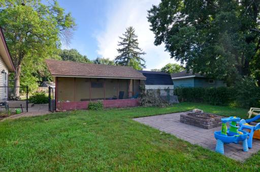 6609 74 1/2 Avenue N, Minneapolis, MN 55428