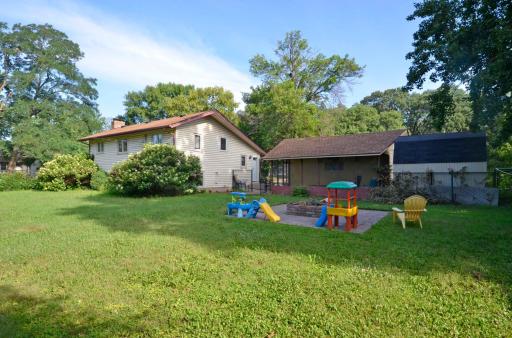 6609 74 1/2 Avenue N, Minneapolis, MN 55428
