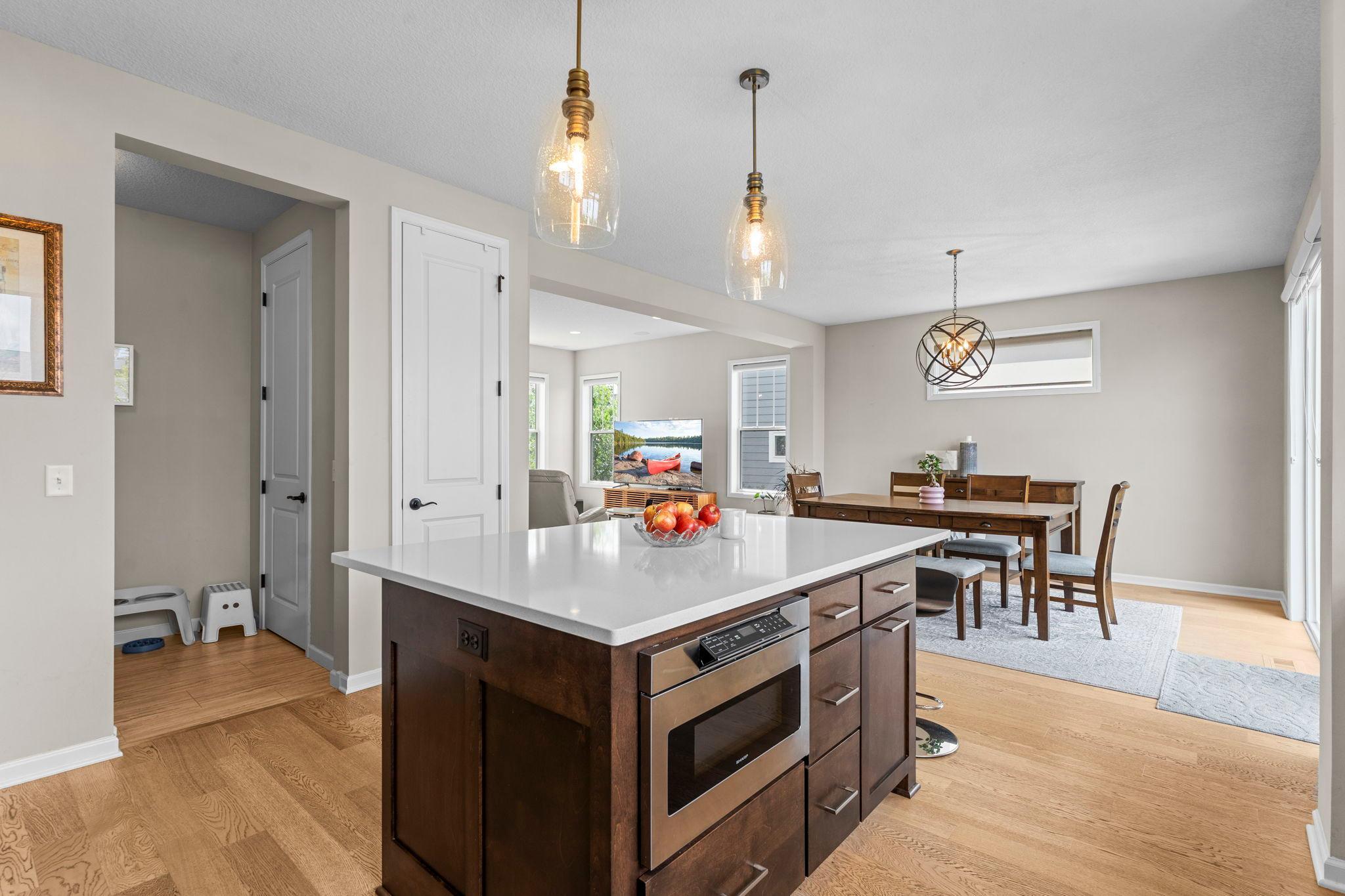 23-web-or-mls-16253 Duskwood Trail-131.jpg