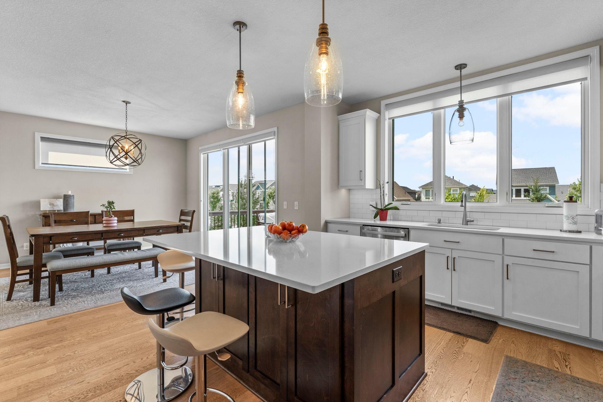 26-web-or-mls-16253 Duskwood Trail-148.jpg