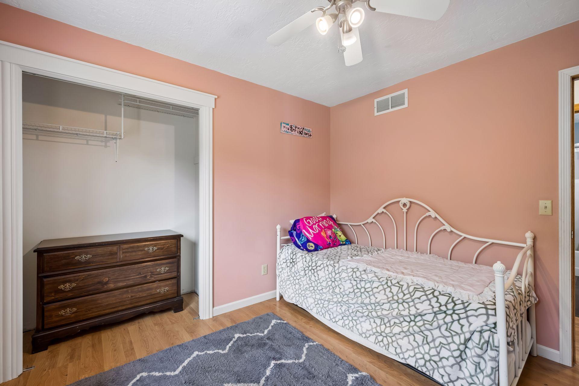 Upper bedroom