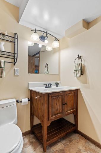 2207 Orchard Lane, Saint Paul, MN 55110