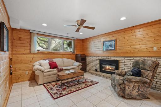 2207 Orchard Lane, Saint Paul, MN 55110
