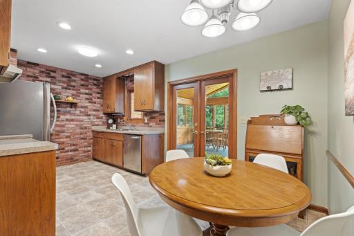 2207 Orchard Lane, Saint Paul, MN 55110