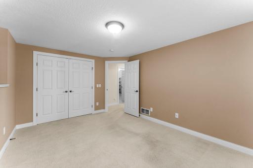 1544 Salem Court SW, Rochester, MN 55902